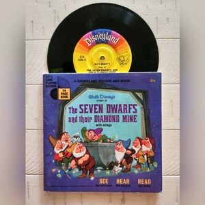 Vintage Disneyland Record Book (1967) - The Secen Dwarfs and their Diamond Mine